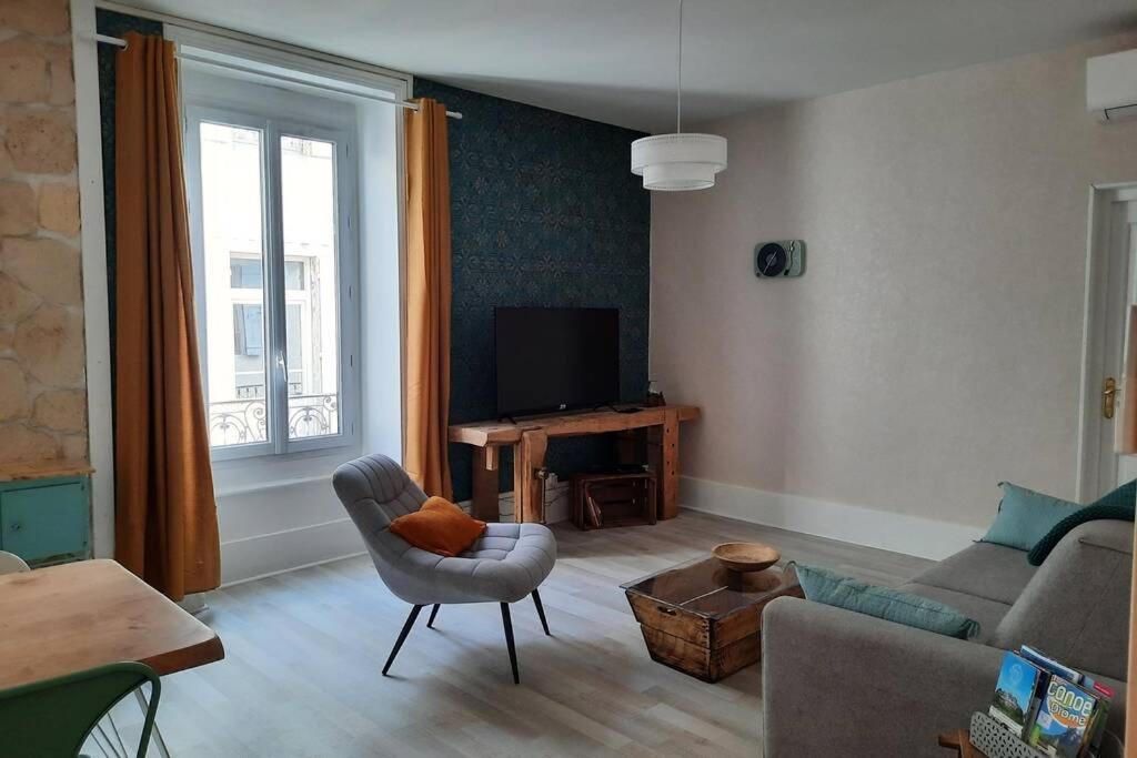 Le Liberte Apartment Aubenas Exterior photo